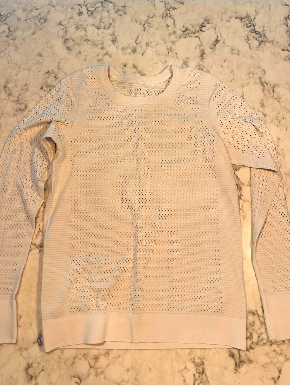 Lululemon Swiftly Breathe Long Sleeve Top